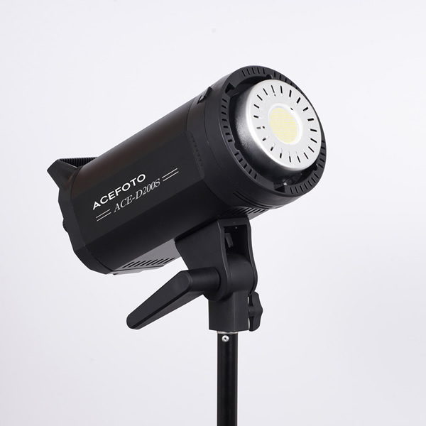200W SMT LED Video Light, Bowens Mount Daylight Balanced LED Continuous Lighting CRI 97,TLCI 97 with 2.4G Remote for Video